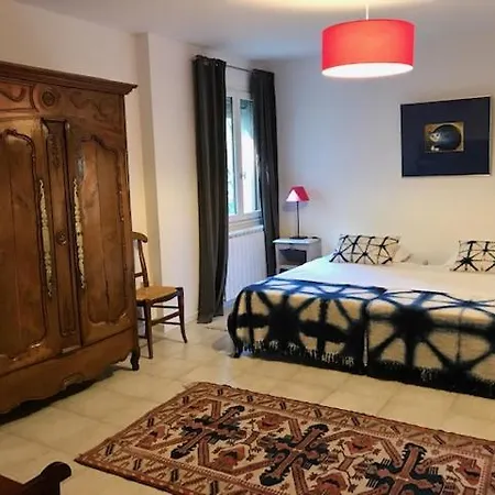 Maison Des Bouvreuils * Uzès
